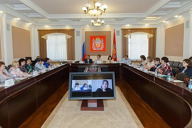 Оценку ставят получатели медицинских и социальных услуг